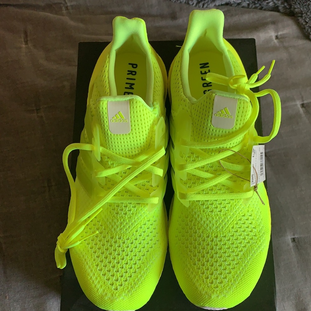 Ultraboost 1.0 DNA - Picture 2 of 8